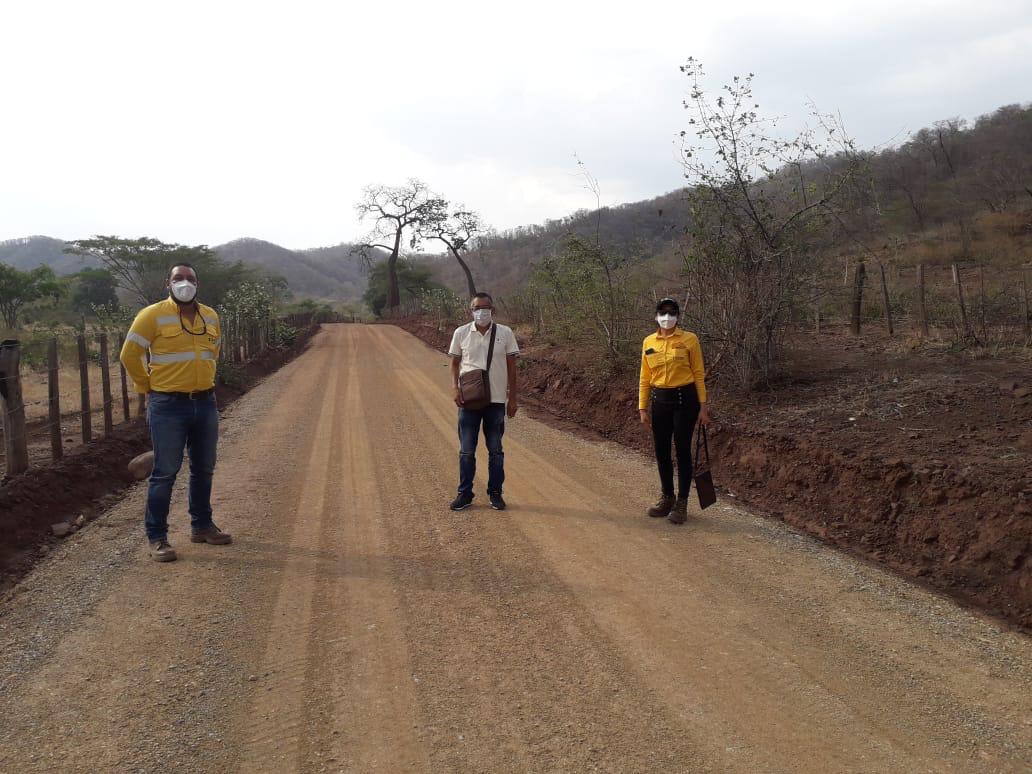 Cerrejón hizo entrega del mejoramiento de una vía que facilita el acceso entre la zona productiva de Sierra Azul y Barrancas