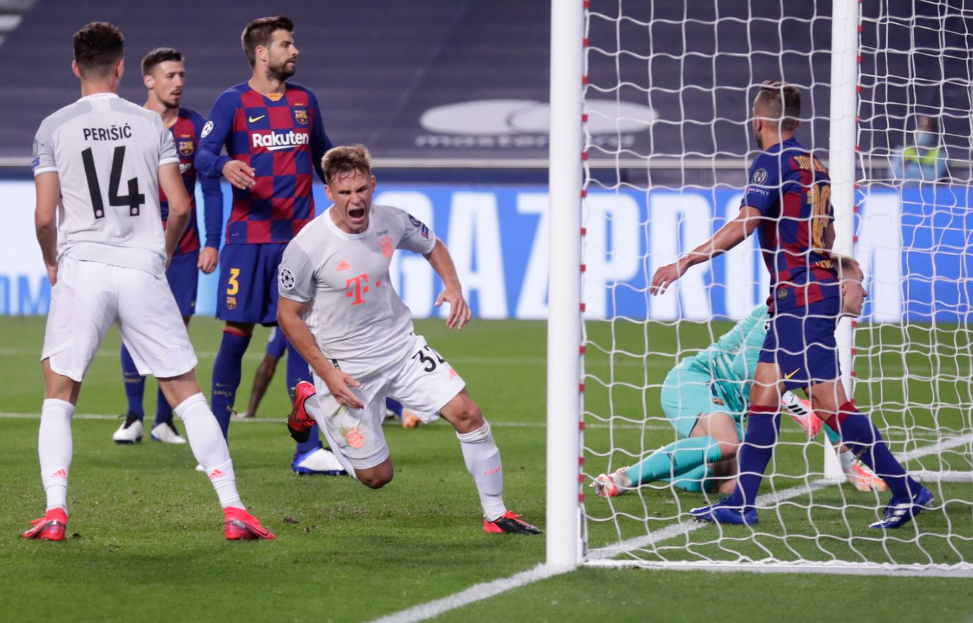 Sin compasión: Bayern Múnich clasifica a semifinales de Champions goleando 8-2 al Barcelona