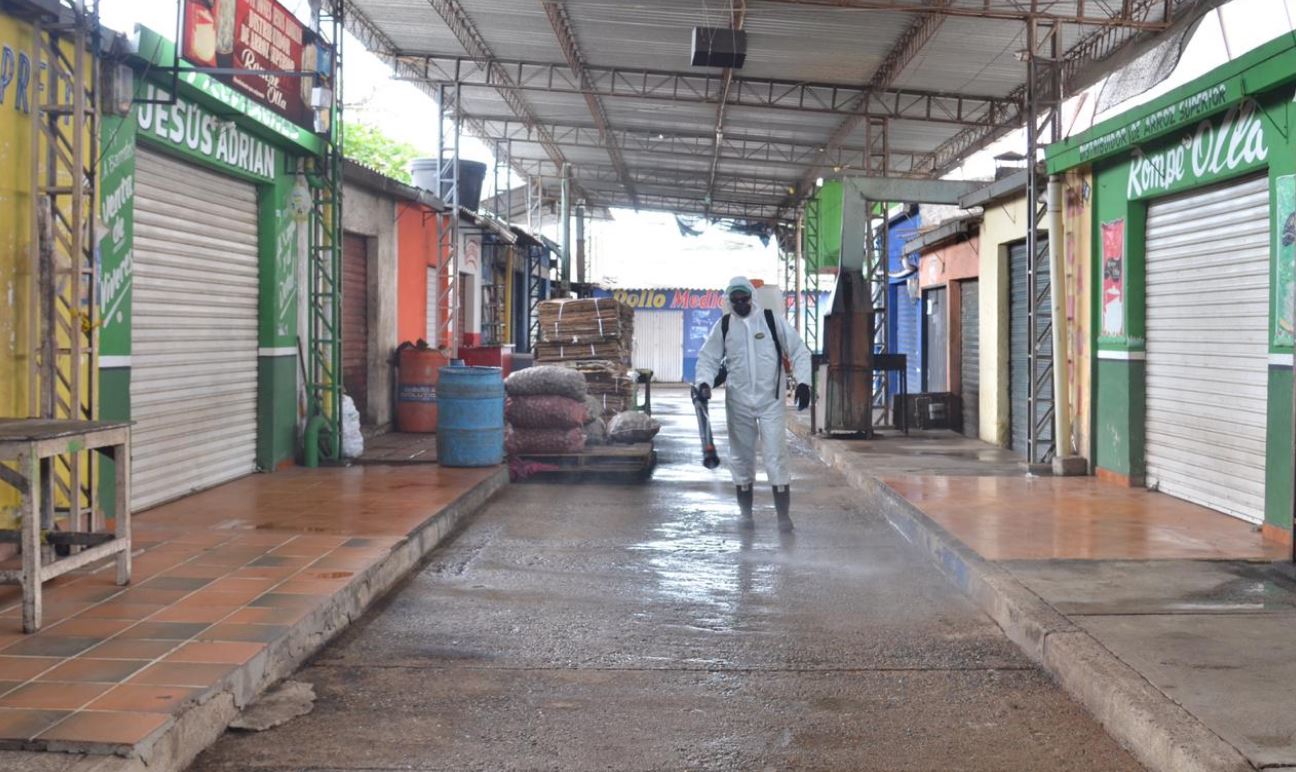 Detectan cincuenta contagios de Covid-19 en el mercado público de Valledupar