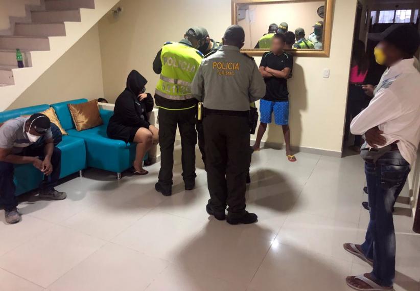 Cierran motel que funcionaba bajo la fachada de un lavadero de autos en Cartagena