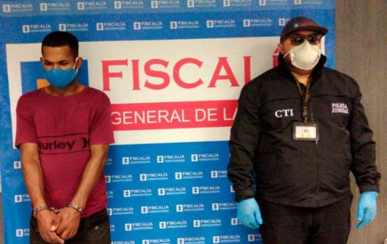 A la cárcel hombre que le prendió fuego a su pareja en Cartagena