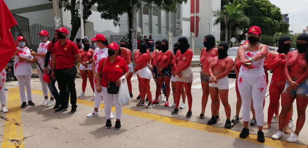 Sindicalistas de la Universidad Autónoma del Caribe protestaron por el despido de catedráticos y trabajadores