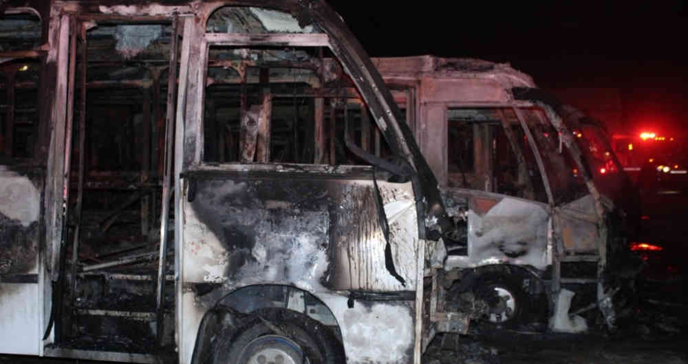 Alrededor de 19 buses se incineraron en parqueadero de Malambo, Atlántico