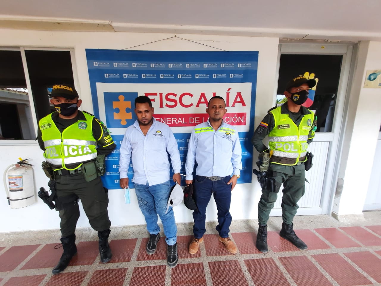 Incautan 90 kilos de cocaína en vehículo similar al Cerrejón