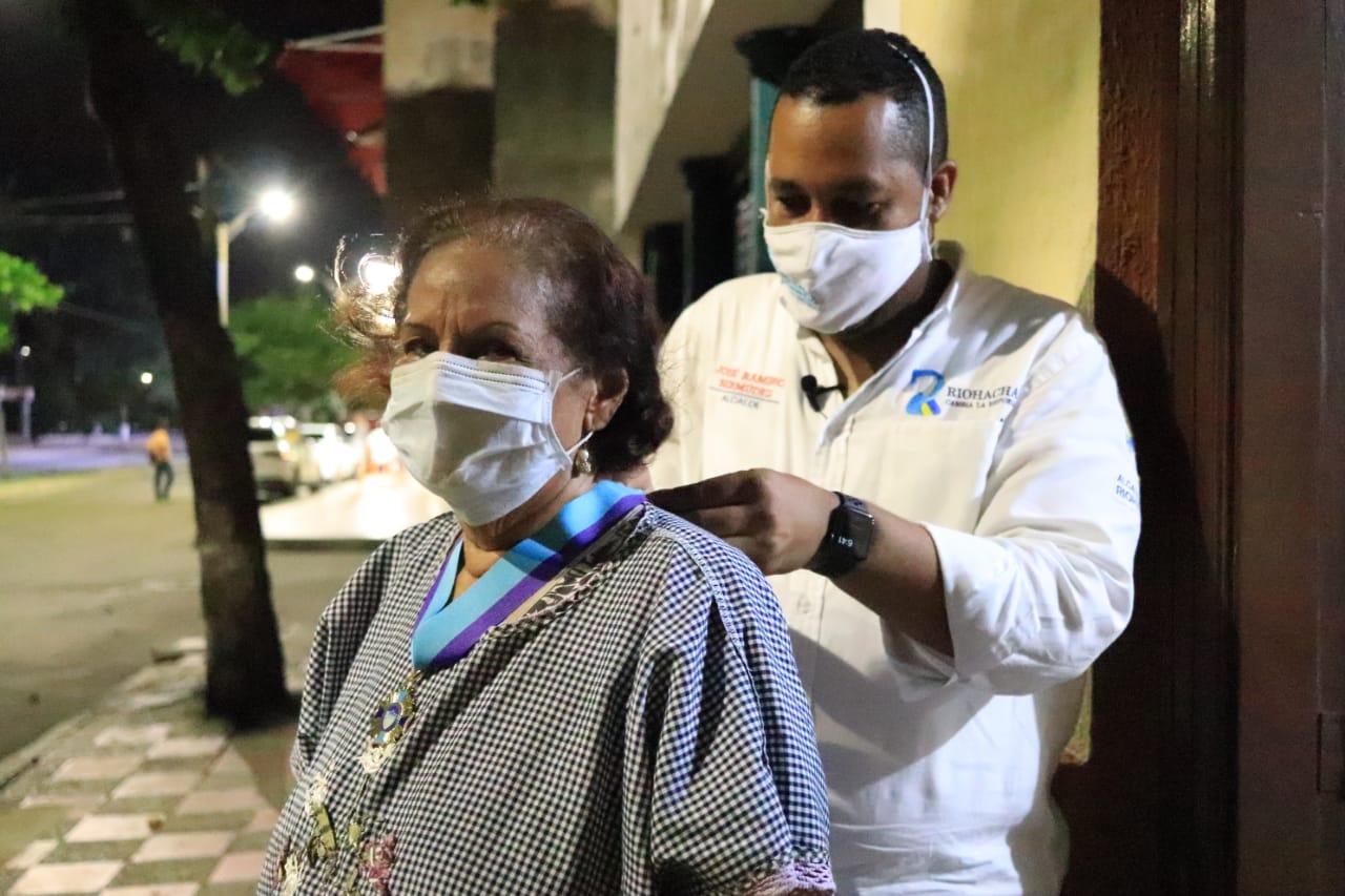 Alcaldía de Riohacha hace reconocimiento a personalidades de diferentes artes