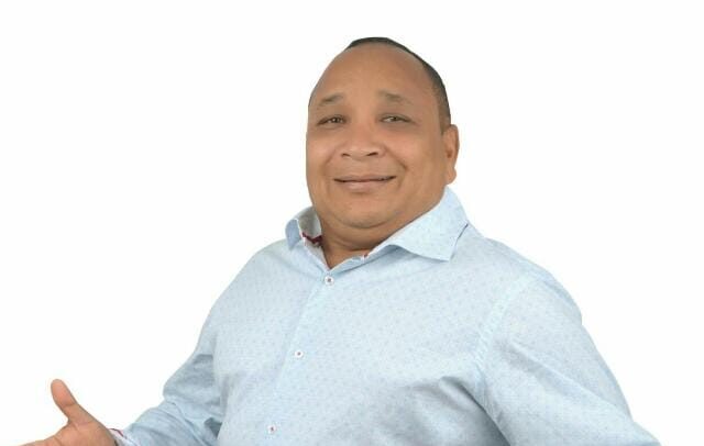 Compositor Franklin Moya Ariza, internado en el hospital de San Juan del Cesar con Covid-19