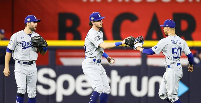 Los Dodgers a un triunfo de ganar la Serie Mundial luego de 32 años