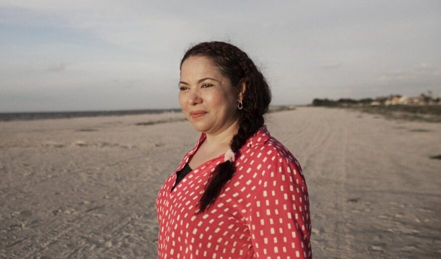 Mayerlis Vergara Pérez,  educadora que defiende los derechos de la niñez en La Guajira, gana el premio Nansen de Acnur