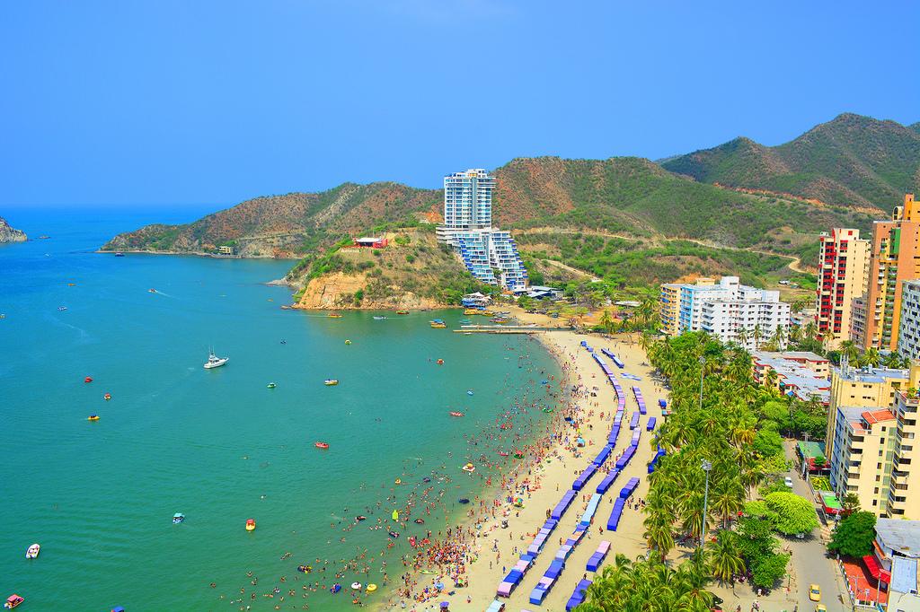 Alcaldía de Santa Marta cierra playas por incidencia de una onda tropical en el Caribe