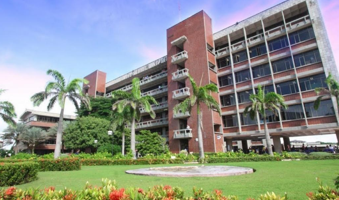 Procuraduría sancionó con suspensión a exrector de la Universidad del Atlántico