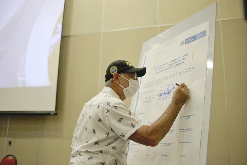 Alcaldía de Cartagena traza agenda para atender problemática de inundaciones