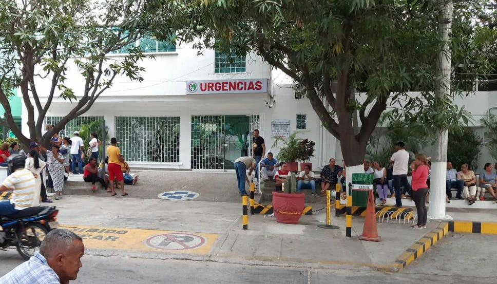 Un herido en accidente de tránsito en Riohacha. Chocaron camioneta y motocicleta