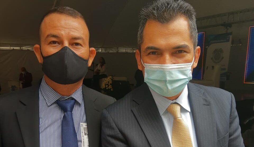 Condecoran a escolta que salvaguardó la vida de lideresa wayuú en La Guajira en el año 2018