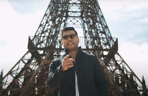 ‘Ni bien ni mal’, el nuevo sencillo del cantante de música popular Jay Loaiza