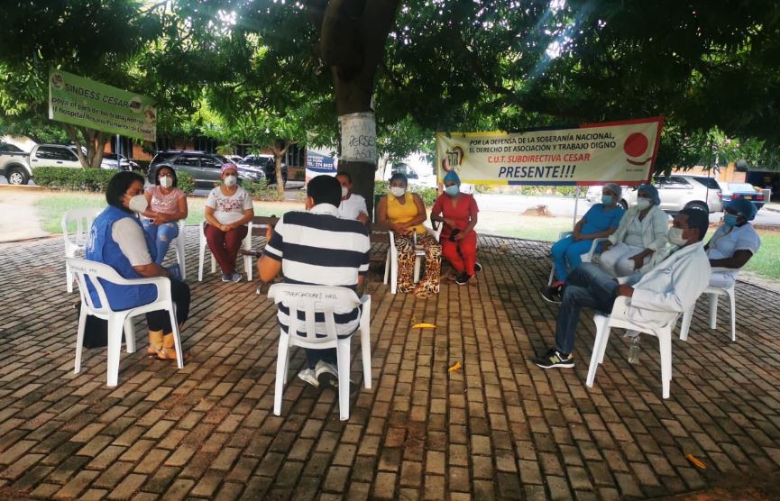 Trabajadores del hospital Rosario Pumarejo López siguen en huelga y bajo precaria condición económica