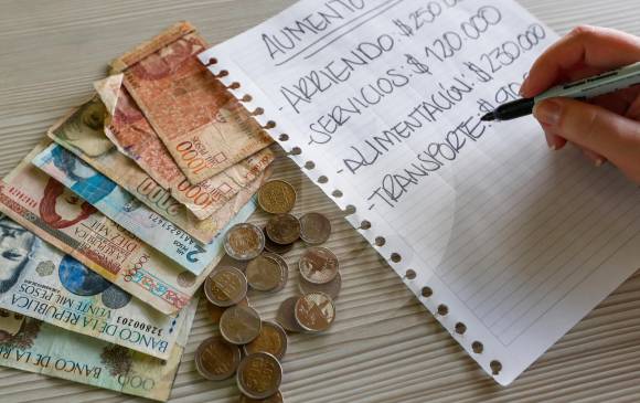 Salario mínimo para el 2021 quedó en 908.526: el incremento fue del 3,5%