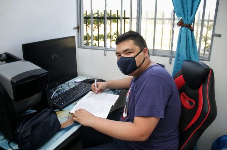 Alejandro Salas, el estudiante con puntaje perfecto en la prueba Saber, resalta labor de los maestros en su formación