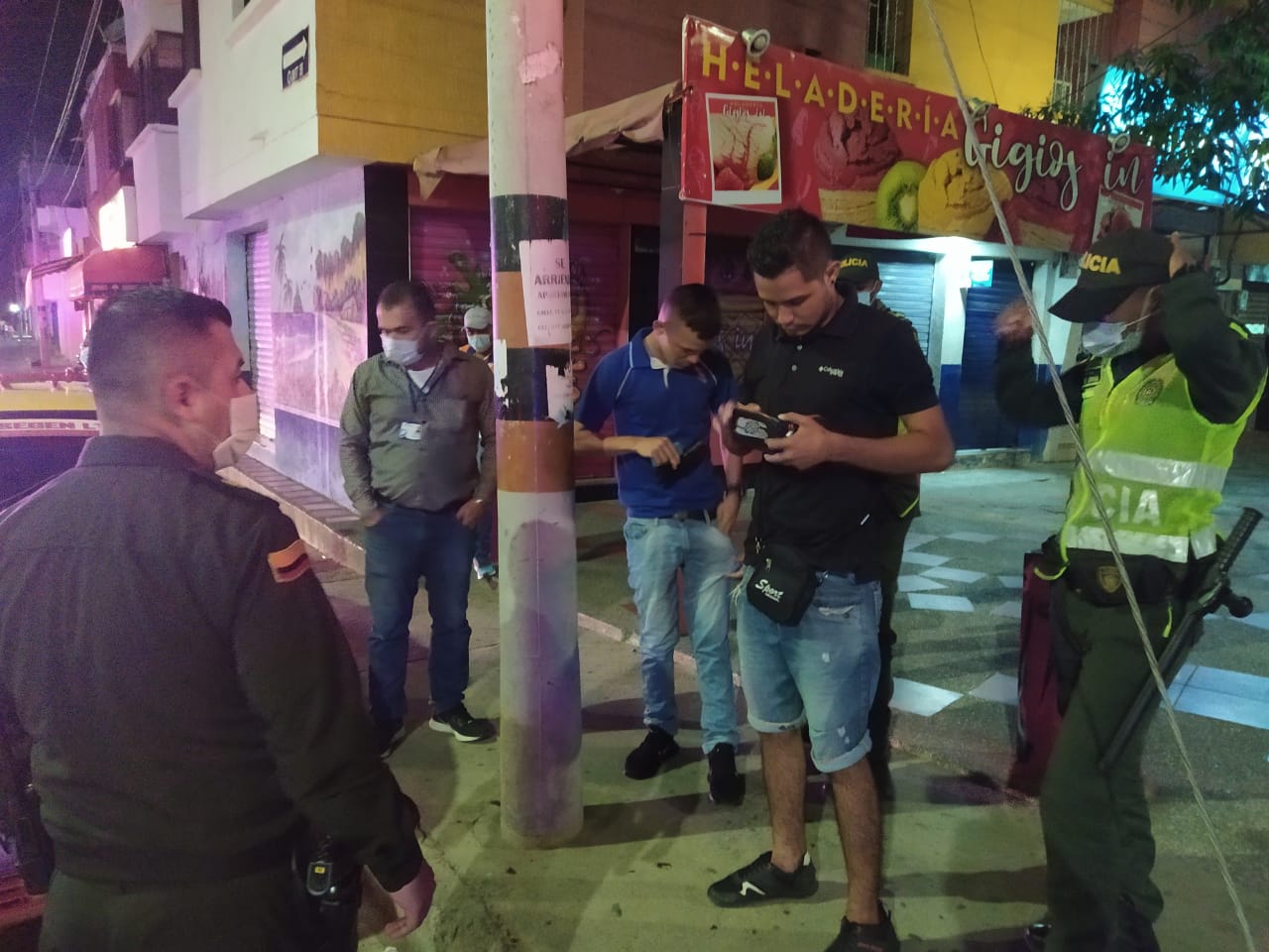 Un total de 29 comparendos impusieron las autoridades durante el sábado de ley seca y toque de queda en Riohacha