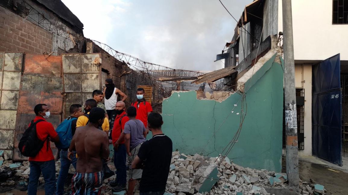 Incendio causa pánico en el barrio San Roque de Barranquilla