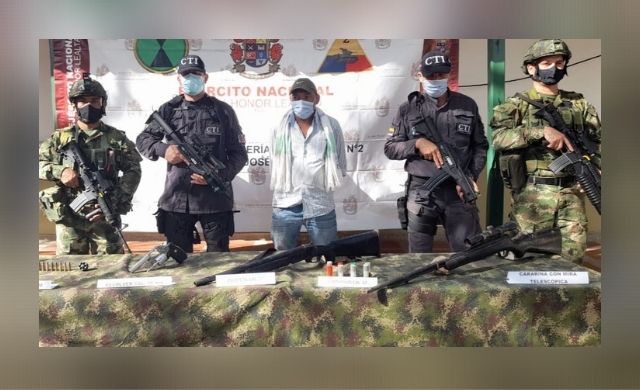 Operación del CTI y el Ejército en zona rural de Barrancas dejó una persona capturada por portar armas y municiones