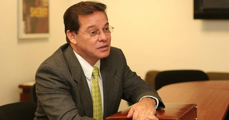 Exgobernador de Bolívar, Joaco Berrío, citado a juicio oral por no entregar mercados a damnificados