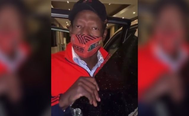 Al ‘Tino’ Asprilla lo atracaron en Bogotá. Ladrones le sacaron un bolso de su carro