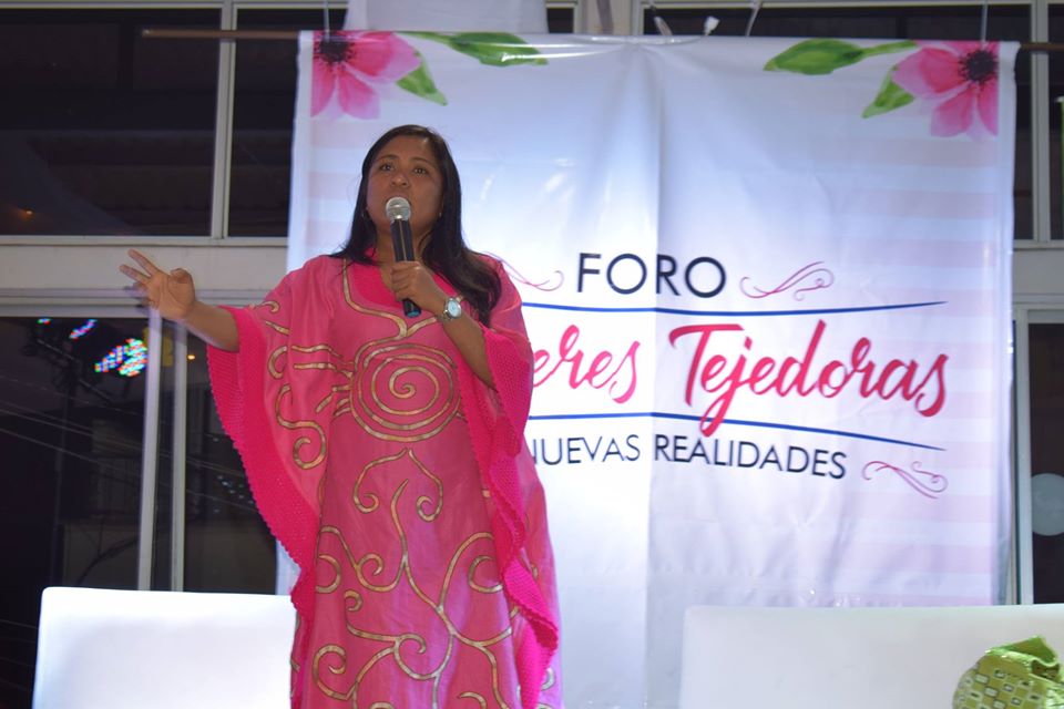 Fabrina Acosta Contreras, escritora guajira y feminista que lleva sus letras a diferentes partes del mundo