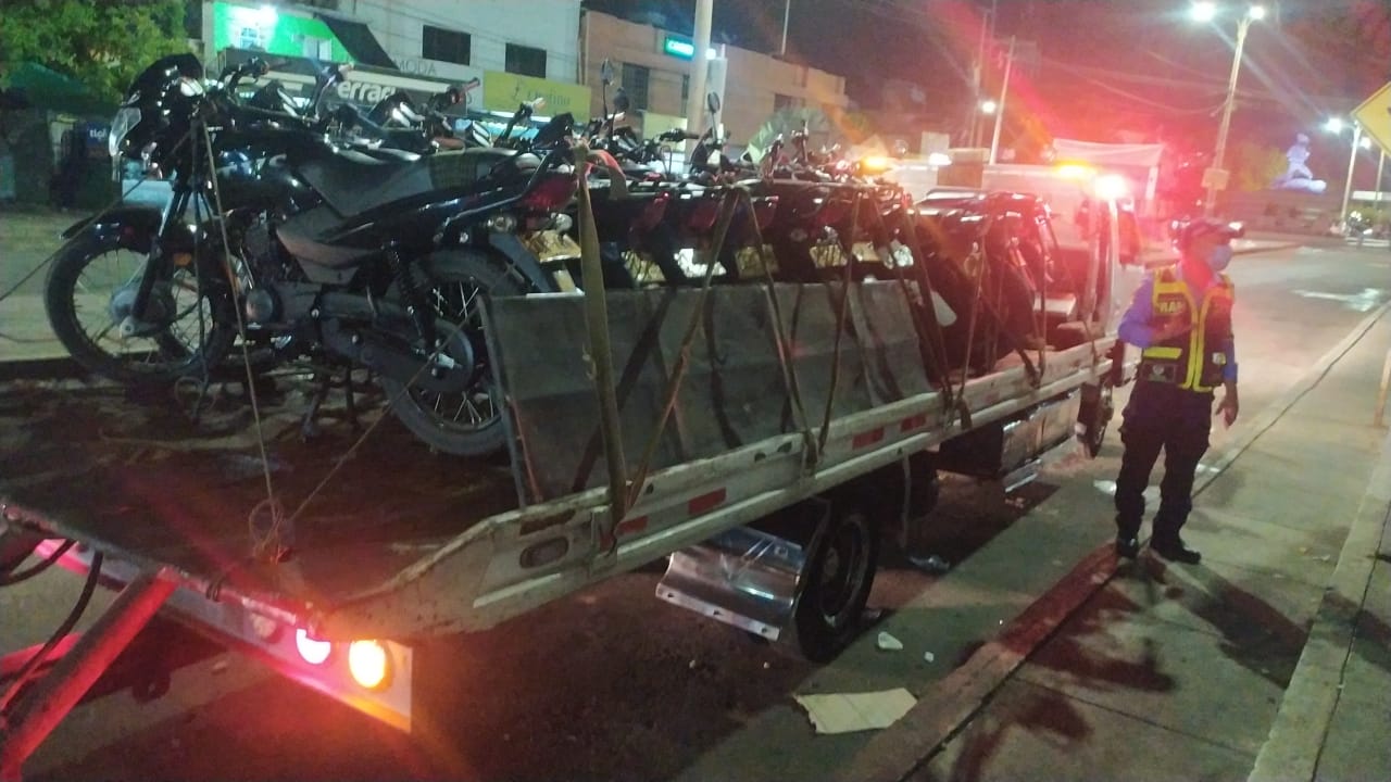 Sigue la ciudadanía incumpliendo medidas de ley seca y toque de queda en Riohacha