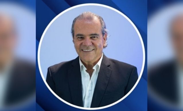 «Debe haber una reducción importante del tamaño del Estado», senador Carlos Mejía sobre reforma tributaria