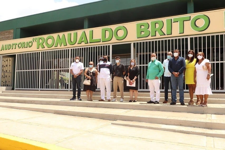 Auditorio de la IE Técnica Rural Agrícola de Tomarrazón recibió el nombre de Romualdo Brito López