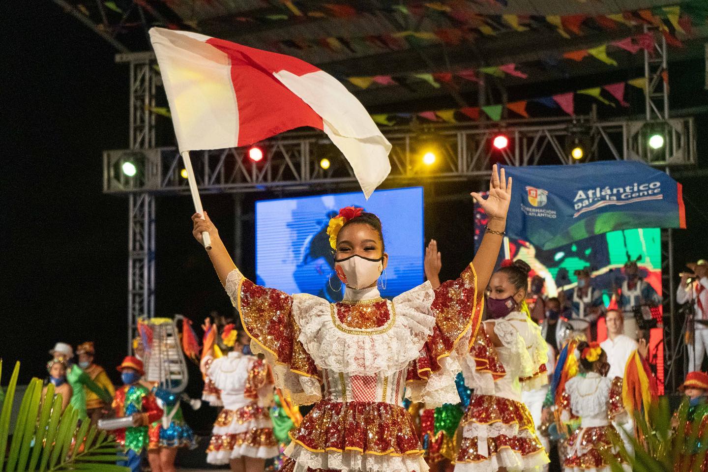 ‘Una historia cantada’ en los 116 años del Atlántico