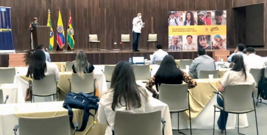 Alcalde de Maicao Mohamad Dasuki compartió experiencia de atención al fenómeno migratorio