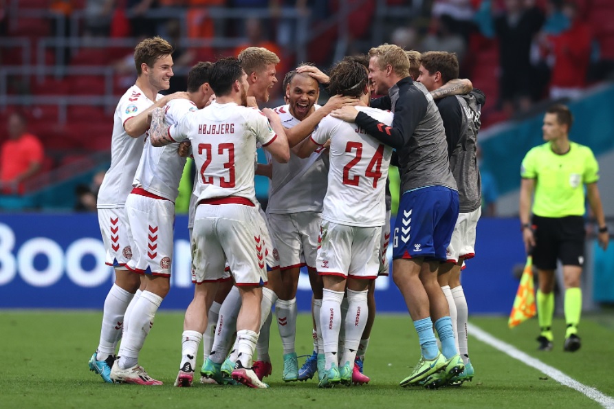Dinamarca golea a Gales y avanza a los cuartos de final de la Eurocopa