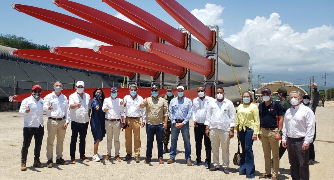 “El futuro de La Guajira está en las energías renovables no convencionales”: presidente Duque