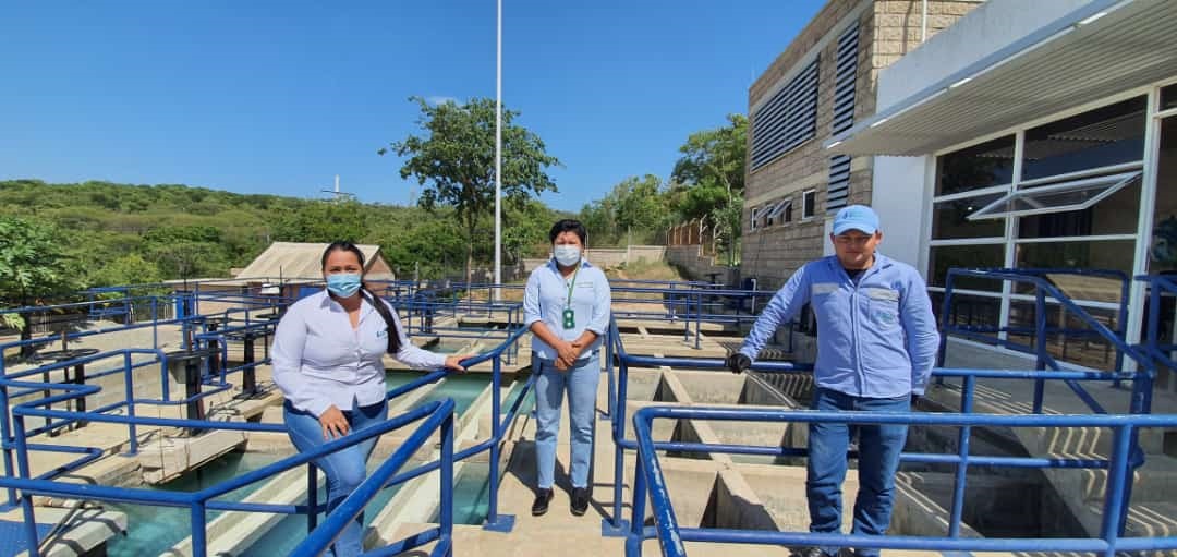 Secretaría de Salud de Albania realiza inspección de la planta de tratamiento de agua potable
