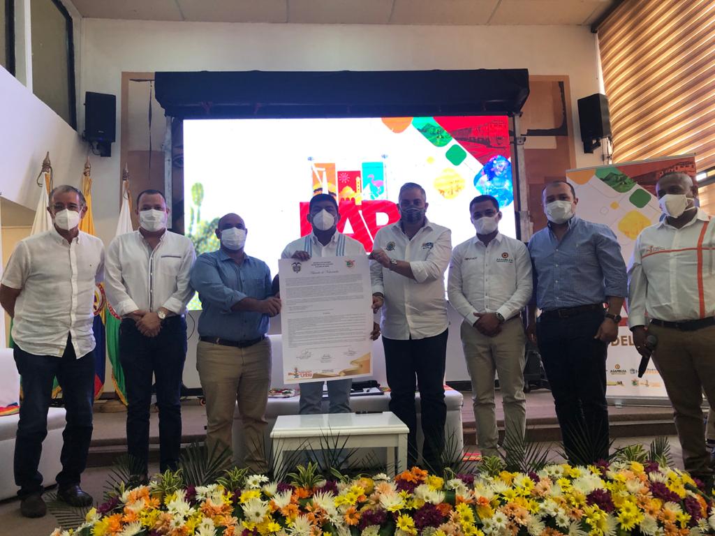 Alcaldes de Manaure, Uribia y Maicao firmaron el pacto de voluntades