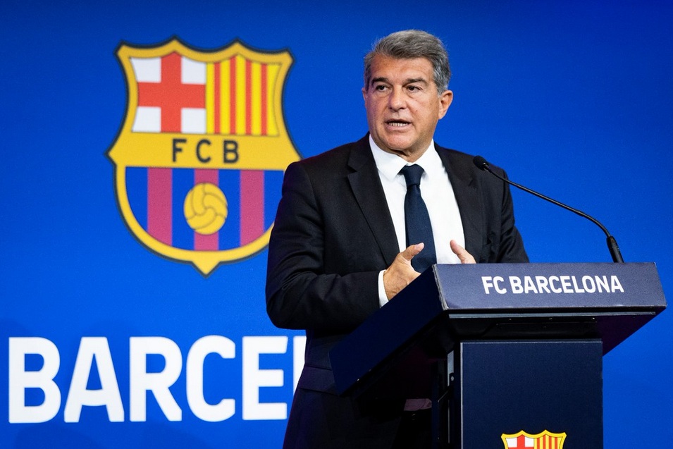 Presidente del Barcelona explica por qué no pudo renovar a Lionel Messi