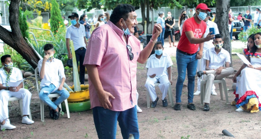 ‘Poncho’ Zuleta Díaz se reunió con los aprendices de ‘Semillas Villanueveras’