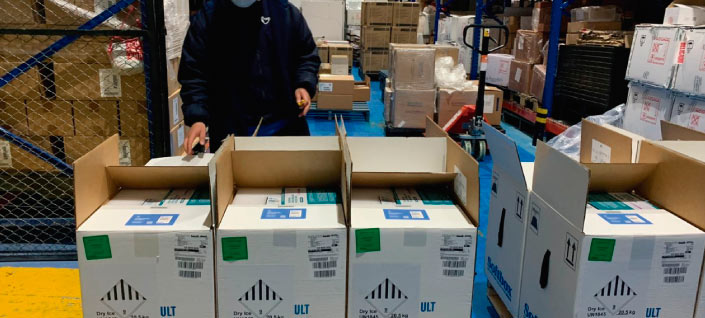 Arribaron 339.300 dosis de vacunas del laboratorio Pfizer