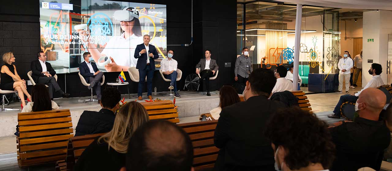 55 mil jóvenes ya están recibiendo subsidio de empleo: Duque