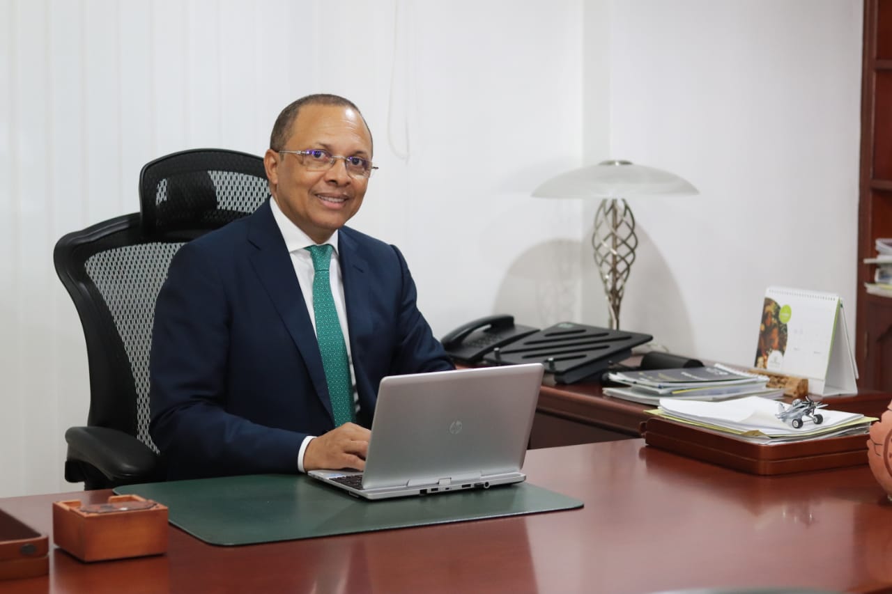 «El contrato está en proceso de liquidación»: Director de Comfaguajira sobre investigación de la Procuraduría a proyecto de reconstrucción de viviendas