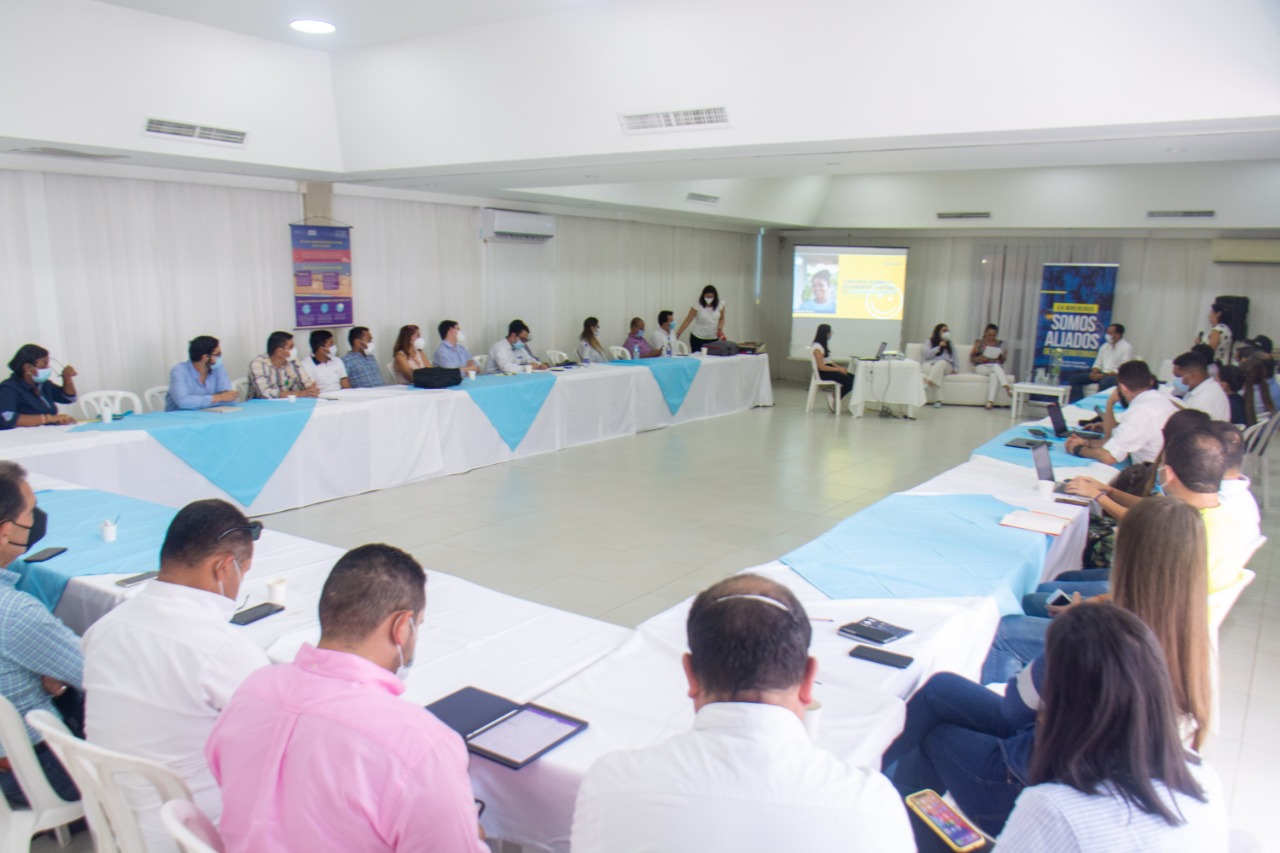 Avanza la implementación de la estrategia de desarrollo y relacionamiento del sector minero energético en La Guajira