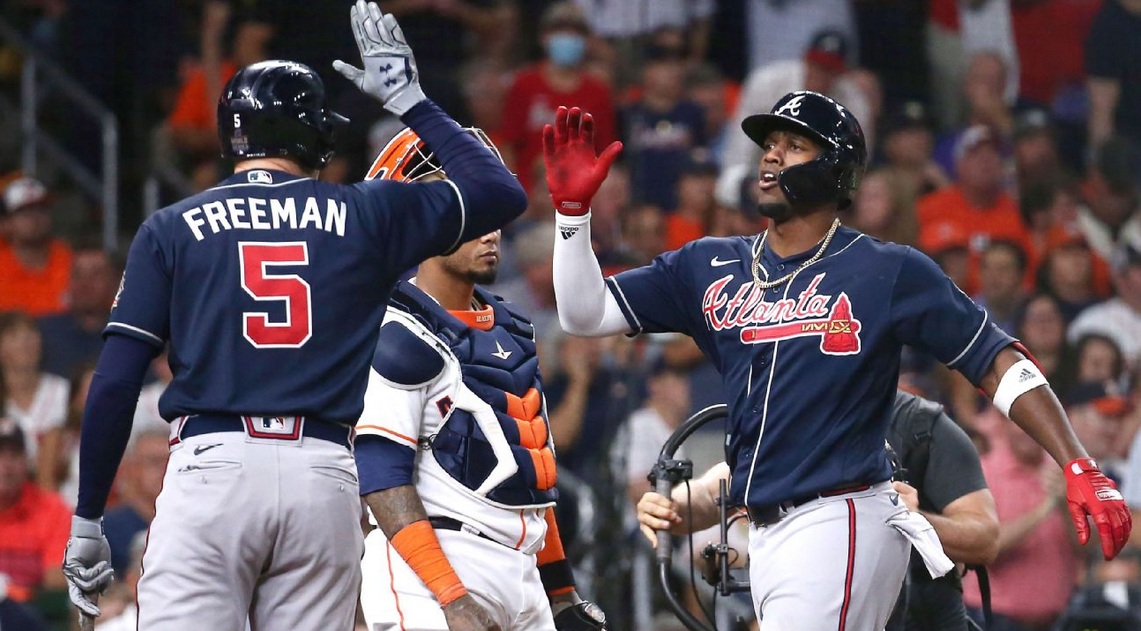 Bravos de Atlanta ganan el primer juego de la Serie Mundial