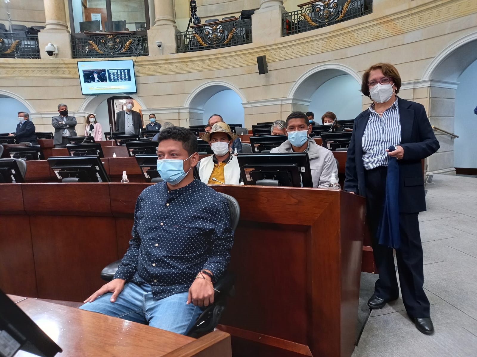 Jóvenes en huelga de hambre hicieron llamado de solidaridad al Congreso