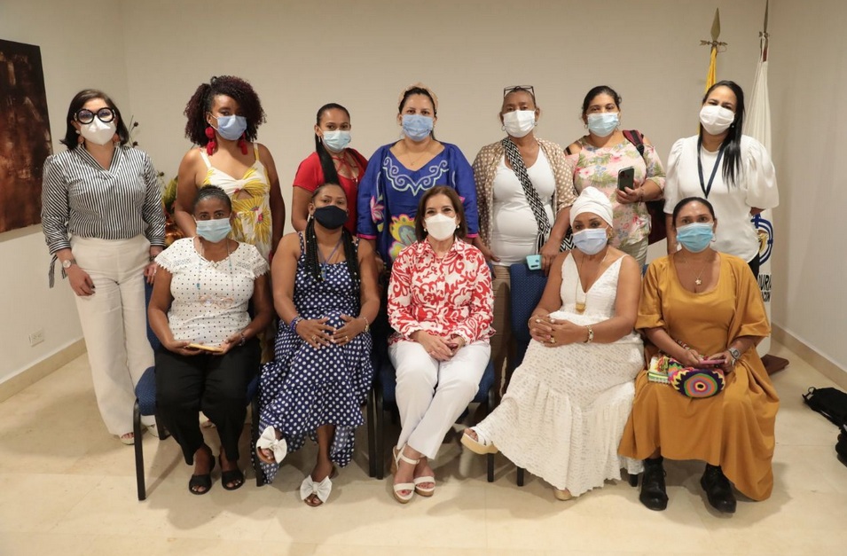 En visita a La Guajira, procuradora General abordó derechos de mujeres víctimas y servicios públicos