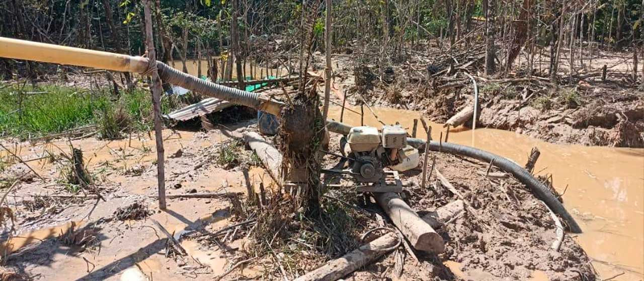 Autoridades contrarrestan a grupos delictivos que practican la minería ilegal en Putumayo