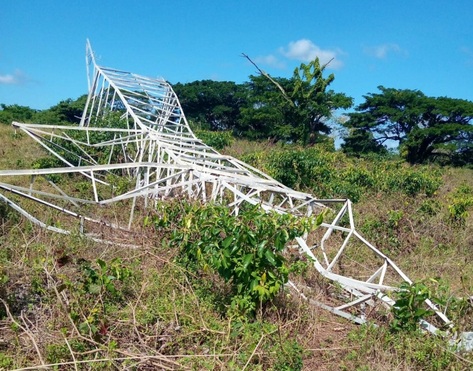 Caída de torre eléctrica deja sin energía a dos corregimientos de Maicao