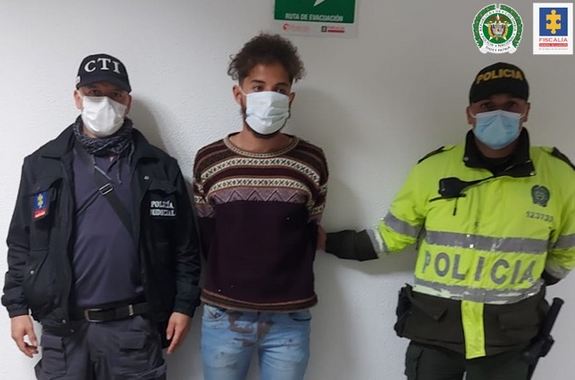 A la cárcel sujeto que asesinó a su madre y a su perro a ladrillazos