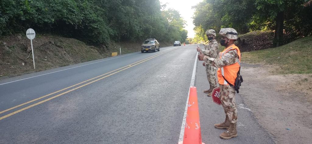 Ejército garantizó seguridad a 10 mil turistas que se movilizaron por vías del Departamento