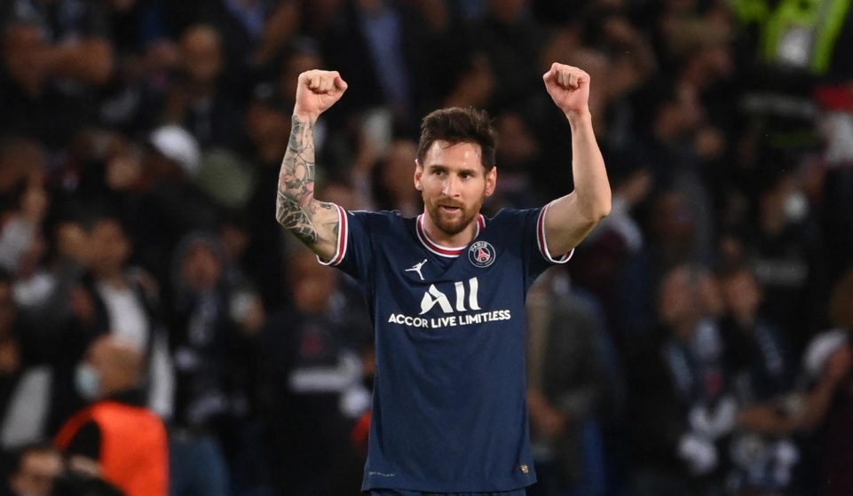 Lionel Messi regresa a Francia tras dar negativo para Covid-19